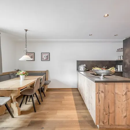 Bühlhof 4*