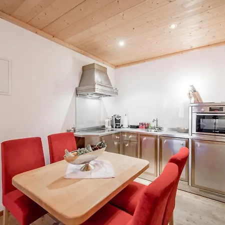 Buehlhof Aparthotel 4*