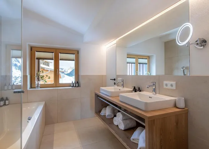 Aparthotel Buehlhof Lech